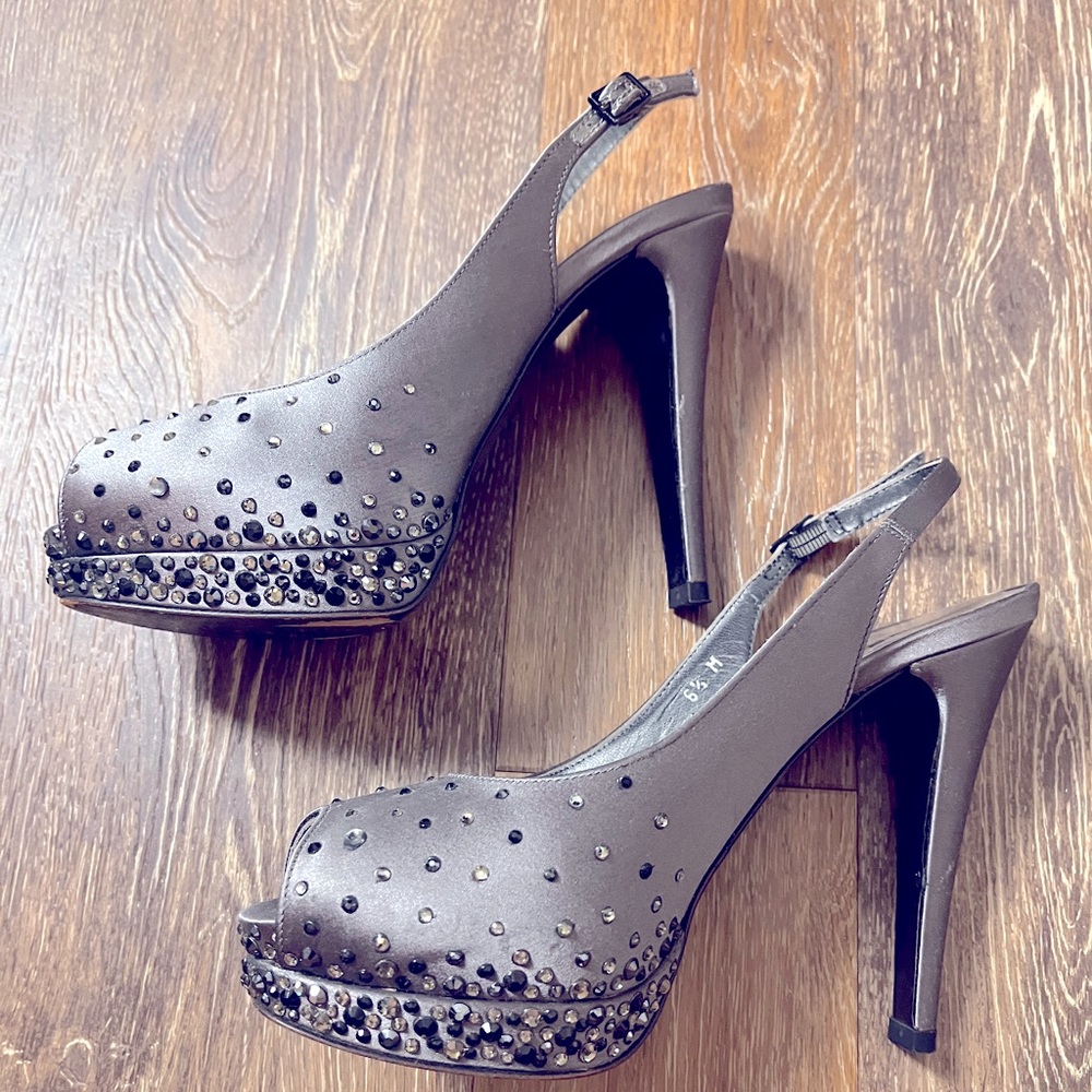 Stuart Weitzman 6.5M Peep Toe Heels with Swarovski Crystals - Grey
